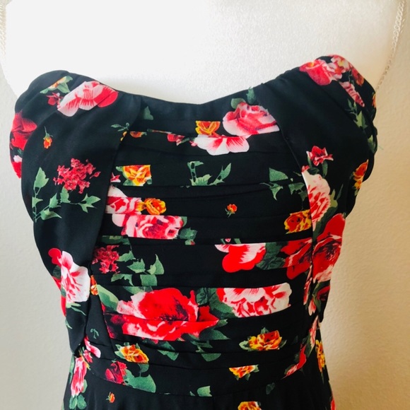 Robe Cocktail Candela Taille Small - Dos Nu, Encolure Cœur, Motif Mesh - Neuf Avec étiquettes